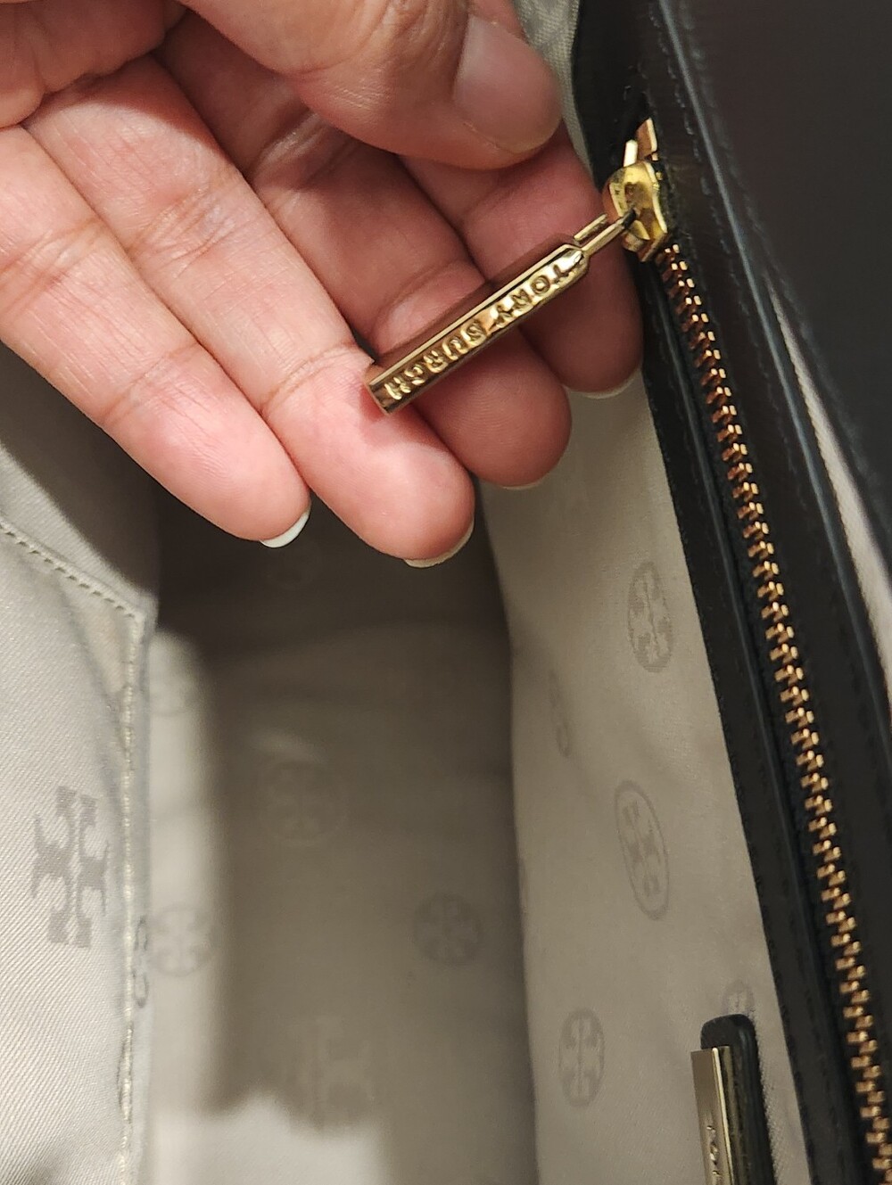 Tory Burch Black Leather Top-Handle Satchel - Picture 10 of 15